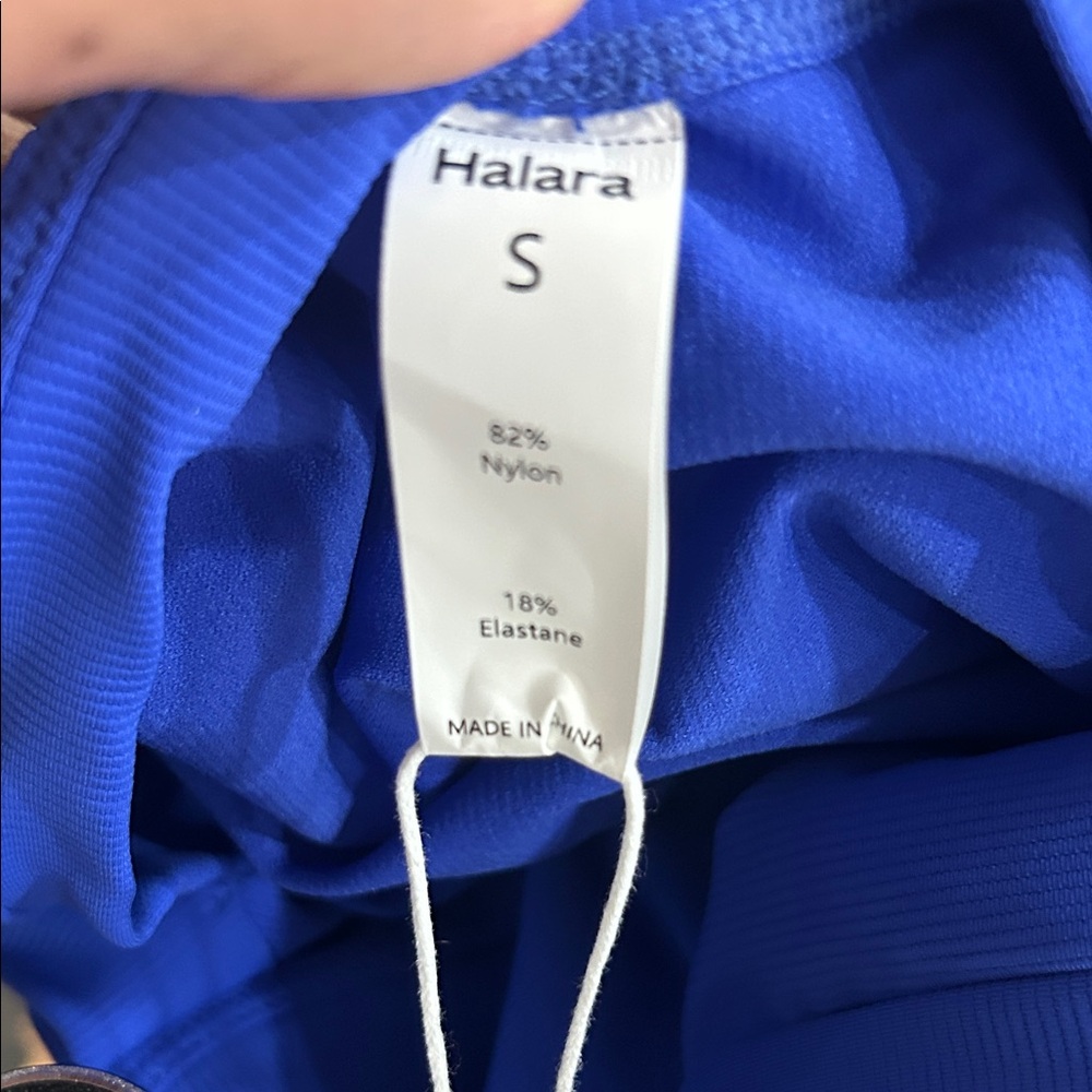 HALARA Royal Blue Crop Top - Picture 4 of 5